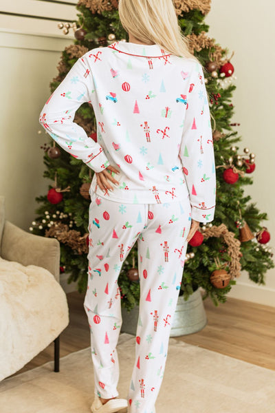 Christmas Spirit Printed Pajama Set