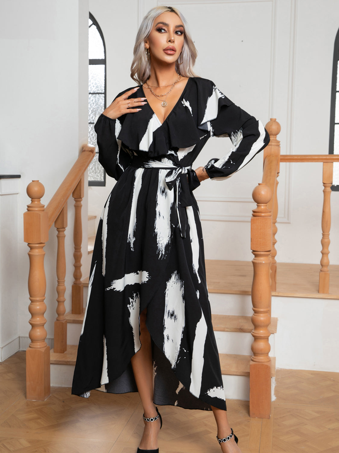 Black & White Abstract High-Low Long Sleeve Dress