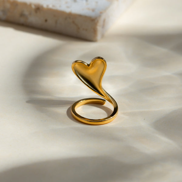 Lonely Heart Ring