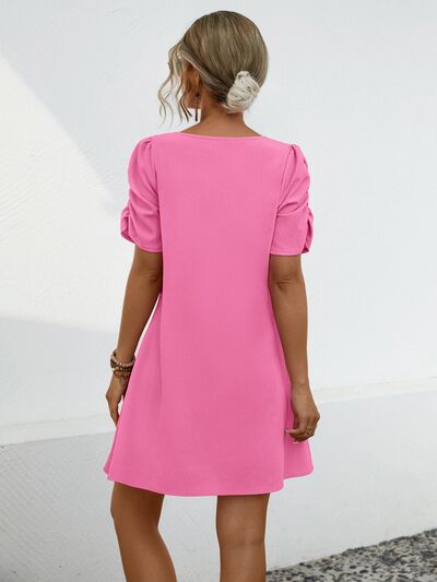 Notched Chain Short Sleeve Dress