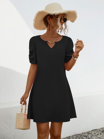 Notched Chain Short Sleeve Dress